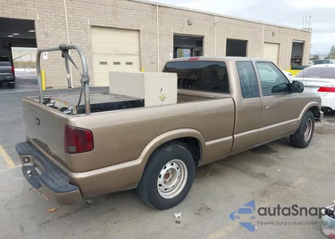 2002 Chevrolet S-10 from USA, damaged, VIN 1GCCS195728208179